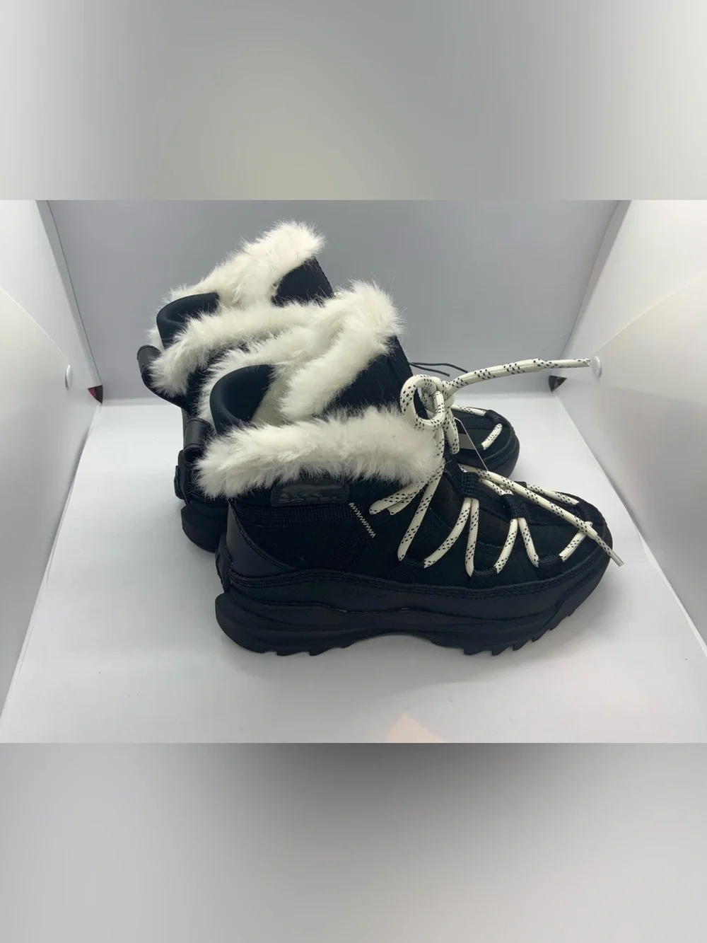 Sorel ONA RMX Glacy Plus WP waterproof fleece lined suede snow boots in black an